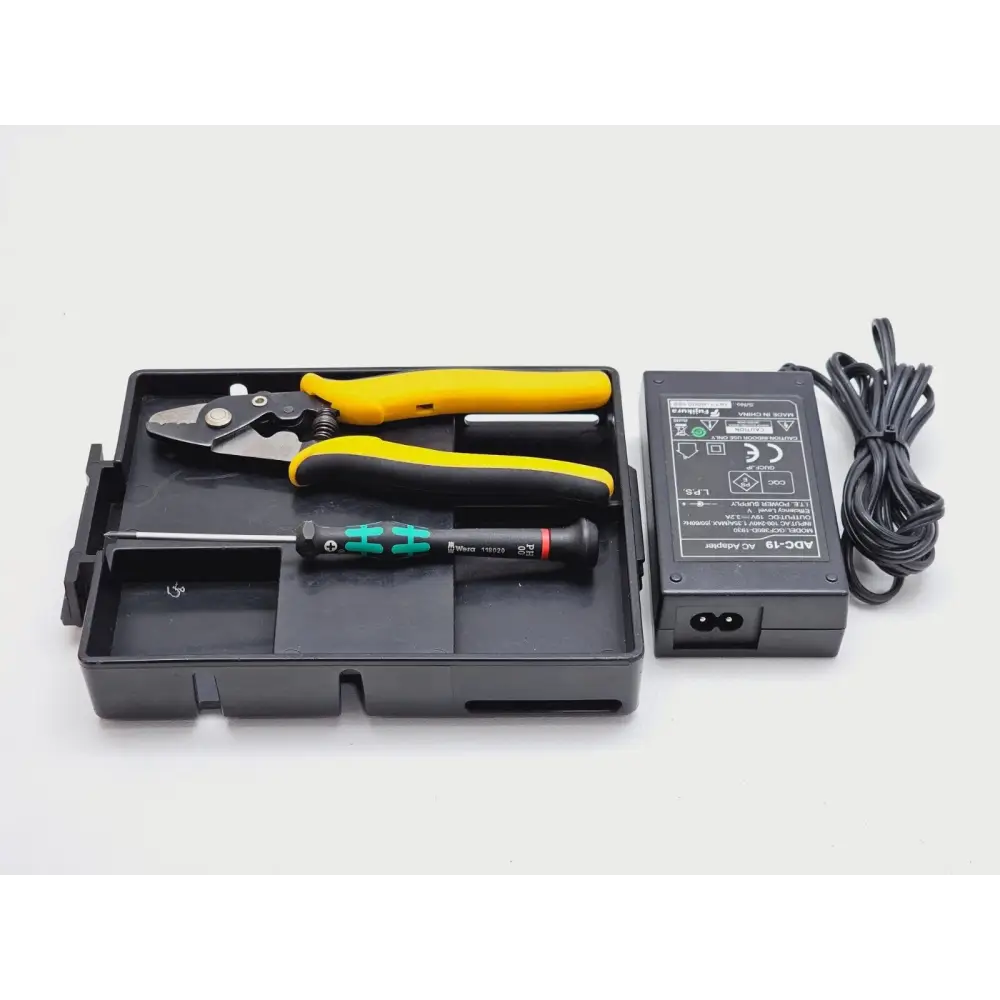 Fujikura FSM-22S fusion splicer fibre alignment chamber close-up detail