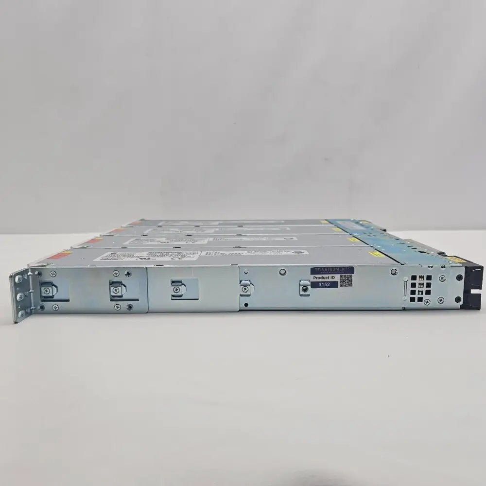 GE J85480S1 chassis showing rack mounting ears and overall build quality