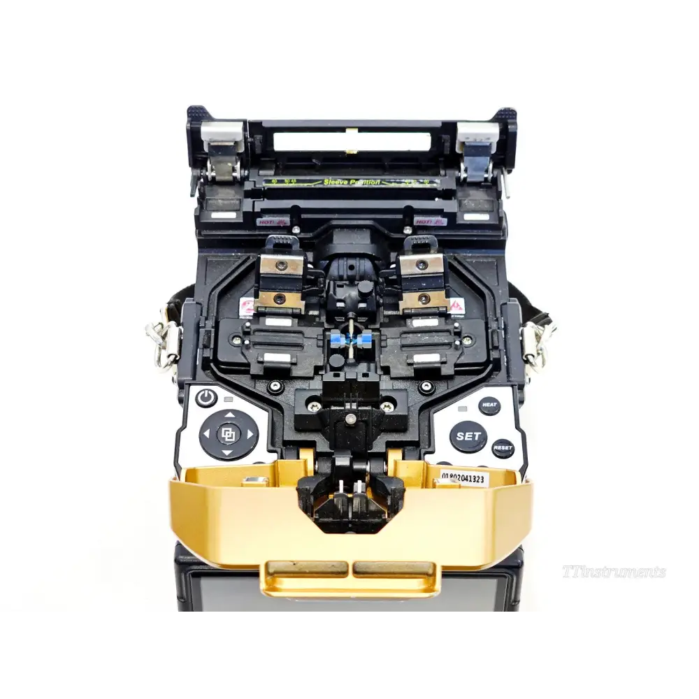 INNO View 5 fusion splicer top-down view with lid open exposing V-grooves, fibre clamps, electrodes, heat oven and control buttons
