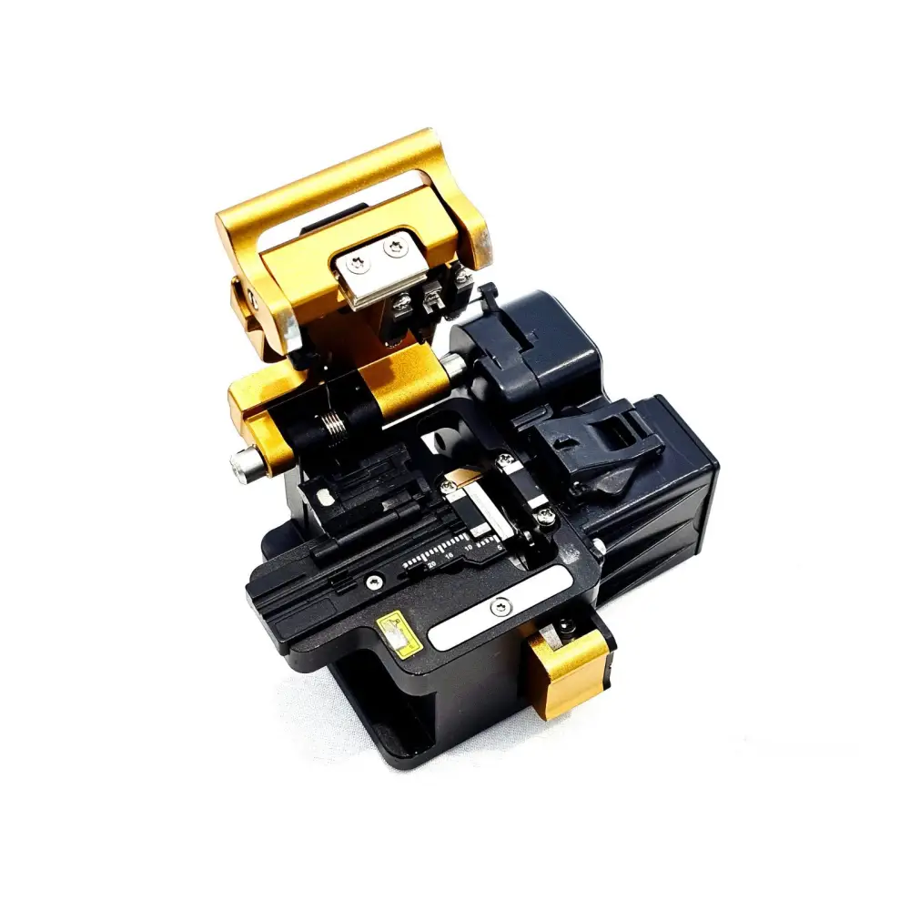 INNO V7 fibre cleaver open top view showing cleaving blade, fibre guide, and waste collector compartment