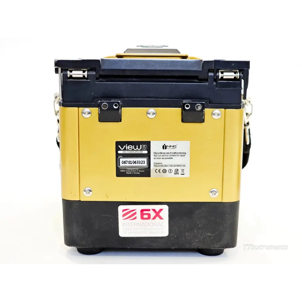 INNO View 5 fusion splicer rear panel showing serial number 06701063323 and 6X International label