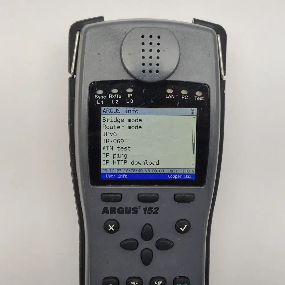 Intec Argus 152 rear panel and battery compartment detail