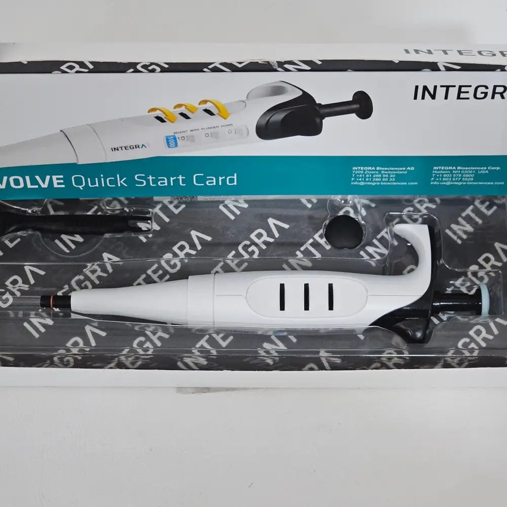 INTEGRA EVOLVE 3018 pipette showing three Quick Set Dials for volume adjustment