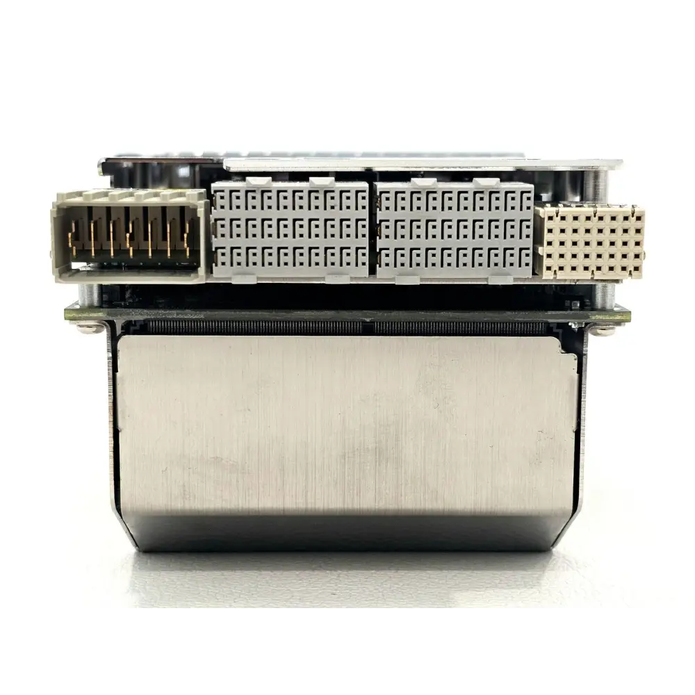Keysight M9035A PXIe Embedded Controller front panel I/O ports detail including USB 3.0 and LAN