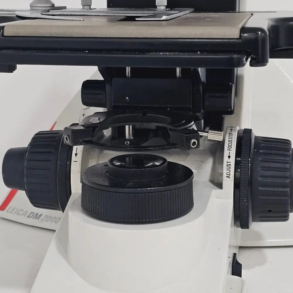 Leica DM2000 LED microscope illumination base and LED transmitted light aperture