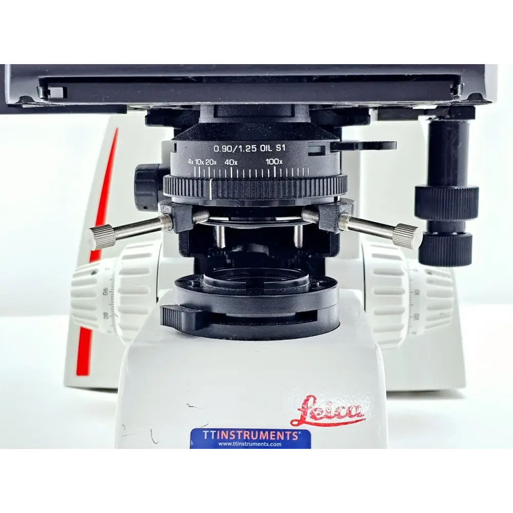 Leica DM750 substage condenser and iris diaphragm assembly detail