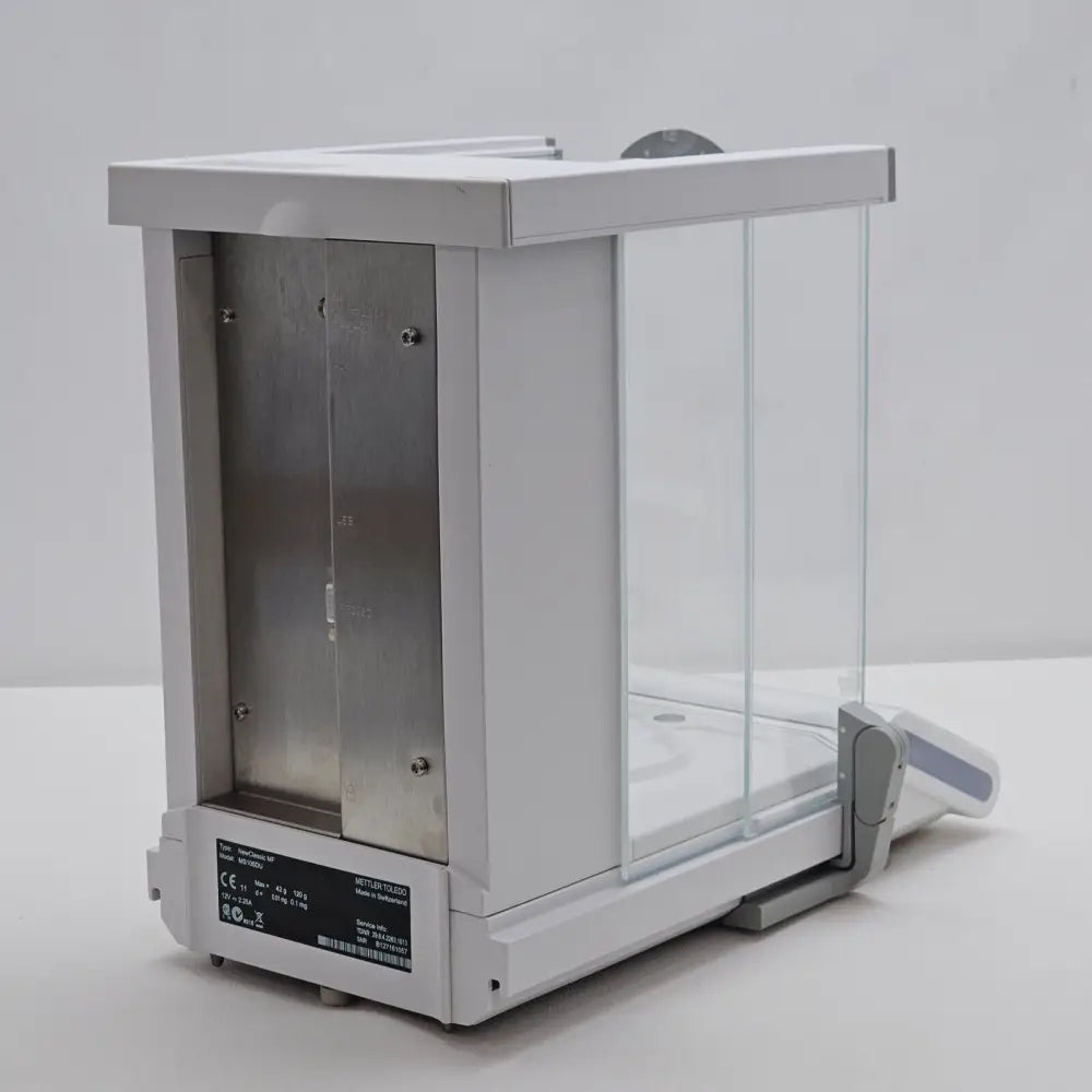 Mettler Toledo MS105DU balance QuickLock glass draft shield panels removed for cleaning