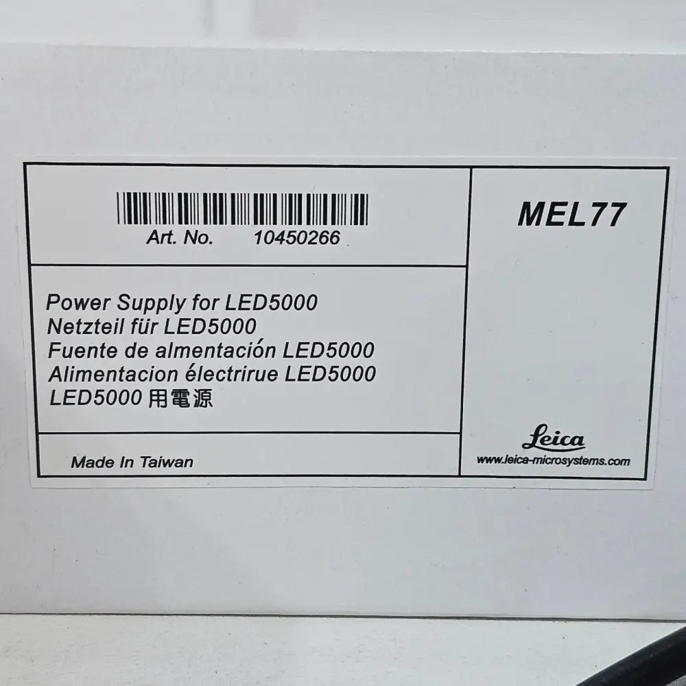 Leica Ivesta 3 stereo microscope FusionOptics head detail showing encoded zoom scale
