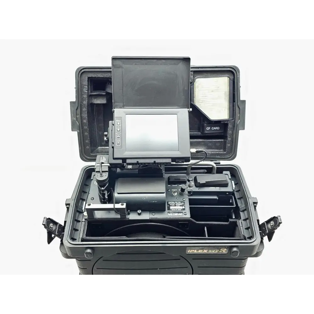 Olympus IV7000-2 CCU with MAJ-1528 LCD monitor raised in open carry case, CF card slot visible in lid