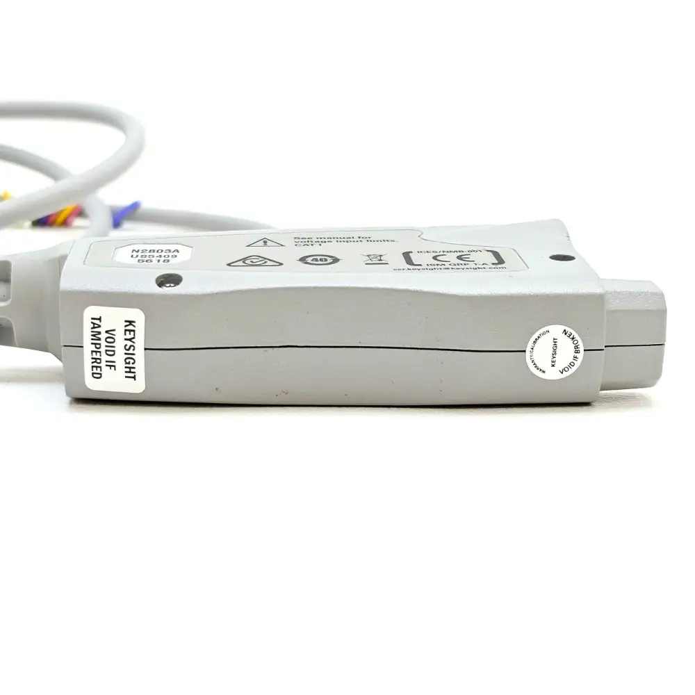 Keysight Agilent N2803A InfiniiMax III probe amplifier angled three-quarter view