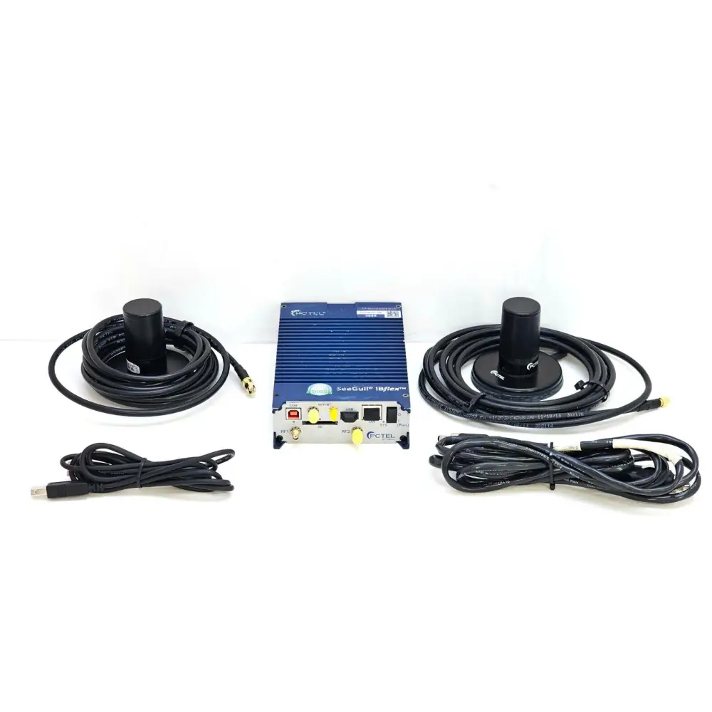 PCTEL IBflex 08900 scanning receiver top view displaying antenna connectors and indicator LEDs
