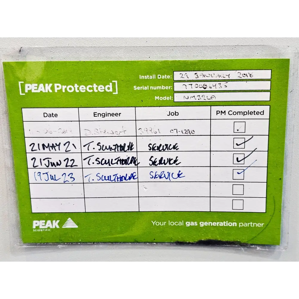 Peak Scientific Genius NM32LA service indicator and status lights detail