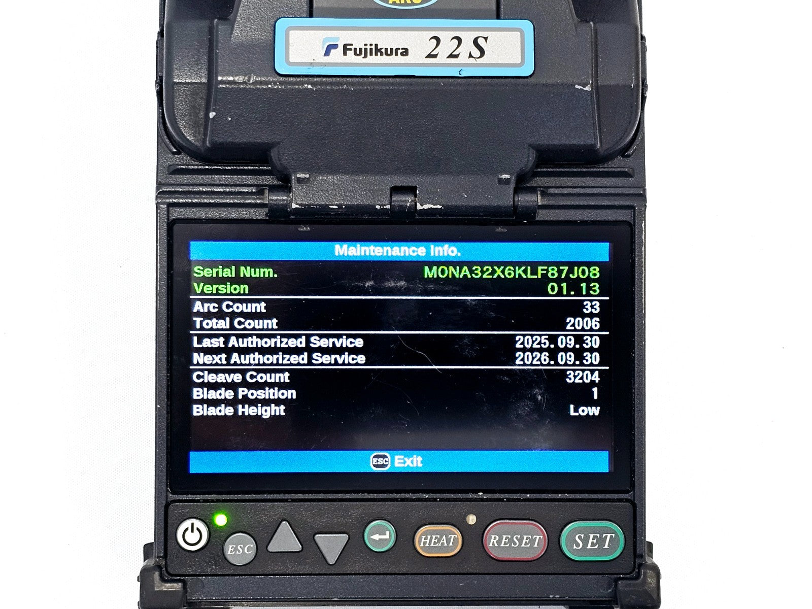 Fujikura FSM-22S splicer label detail showing ARC count and unit serial information