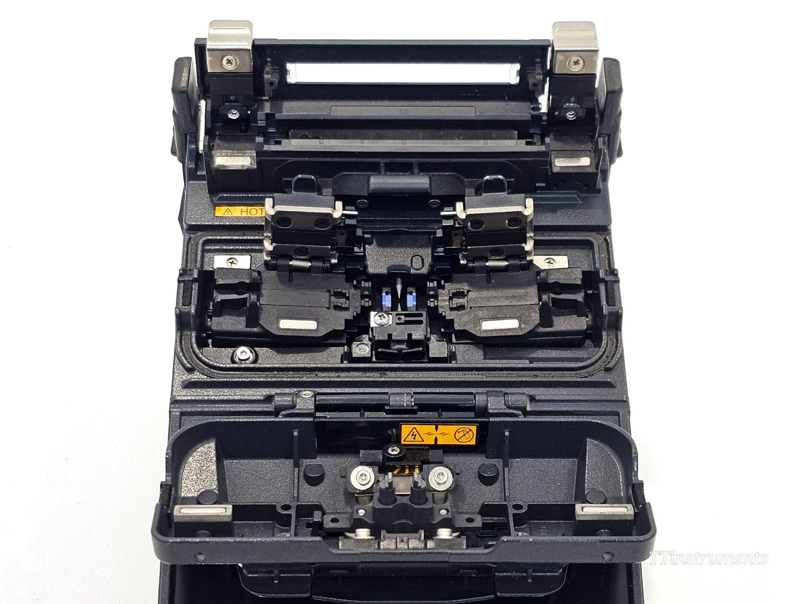 Fujikura FSM-22S hard carrying case with work tray and AC adapter included