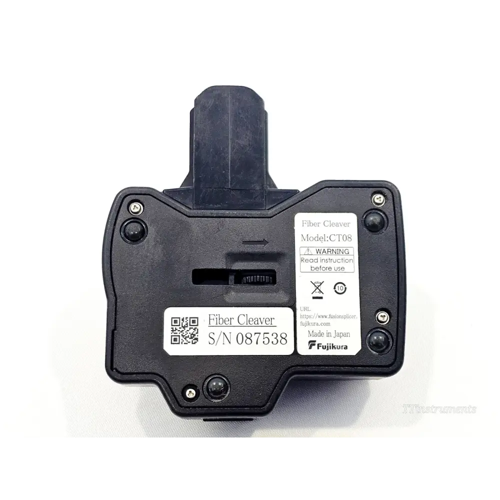 Fujikura 31S fusion splicer label showing model details and EU licensing information