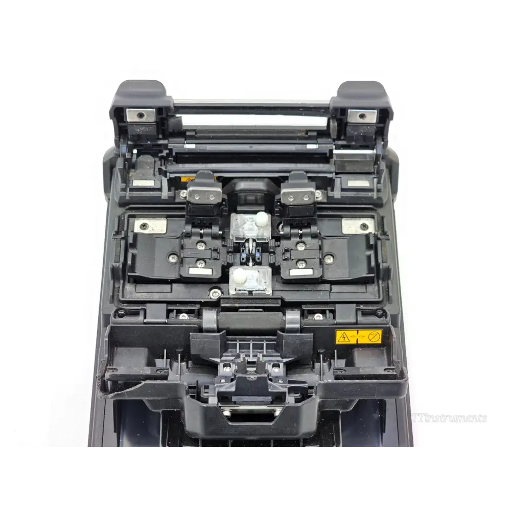 Fujikura 41S splicer label detail showing model number, serial number, and EU licence marking