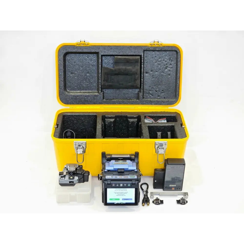 Fujikura 62S+ core alignment fusion splicer front view showing LCD display and fibre clamps