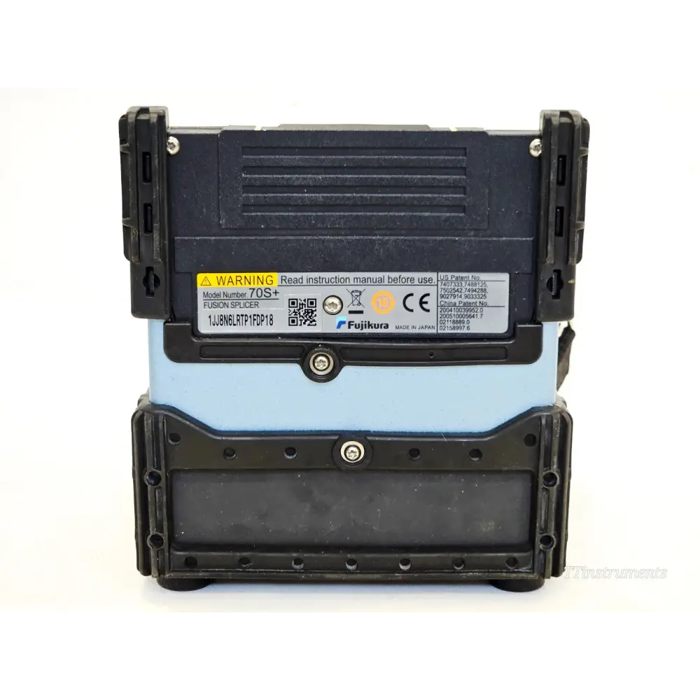 Fujikura CT-50 fiber cleaver with guide plate included in the sale