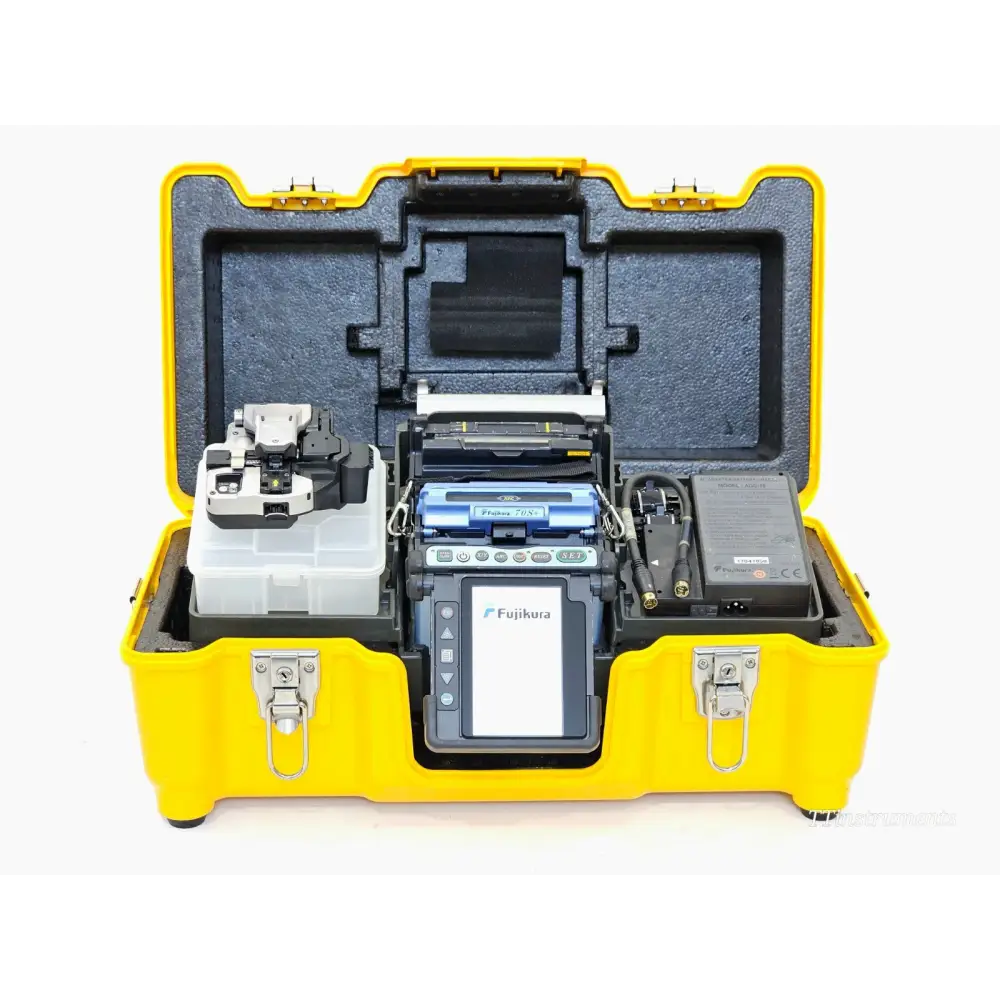 Fujikura 70S+ fusion splicer front view showing display screen and fibre alignment chamber