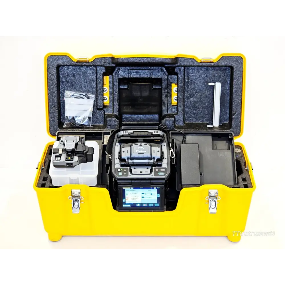 Fujikura 90S fibre optic fusion splicer front view with CT-50 cleaver and hard carrying case