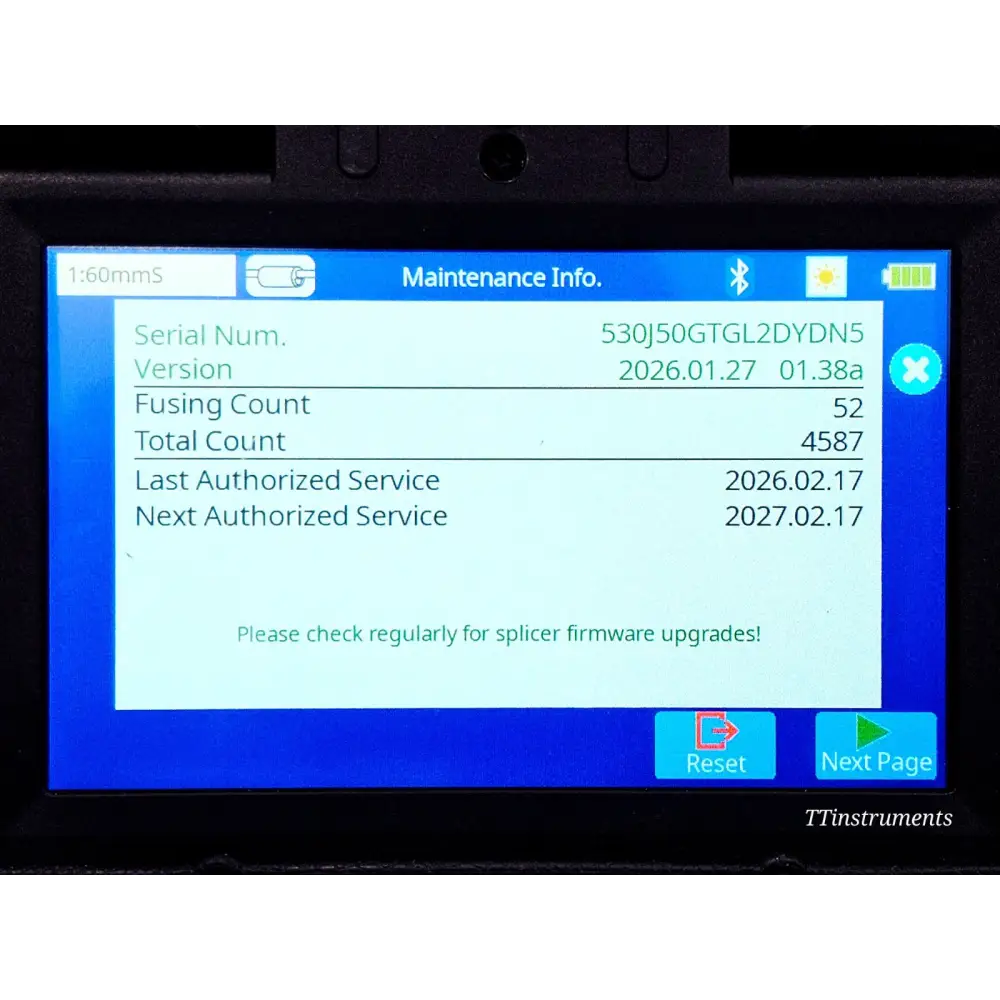Fujikura 90S+ fusion splicer hard carrying case open showing full kit