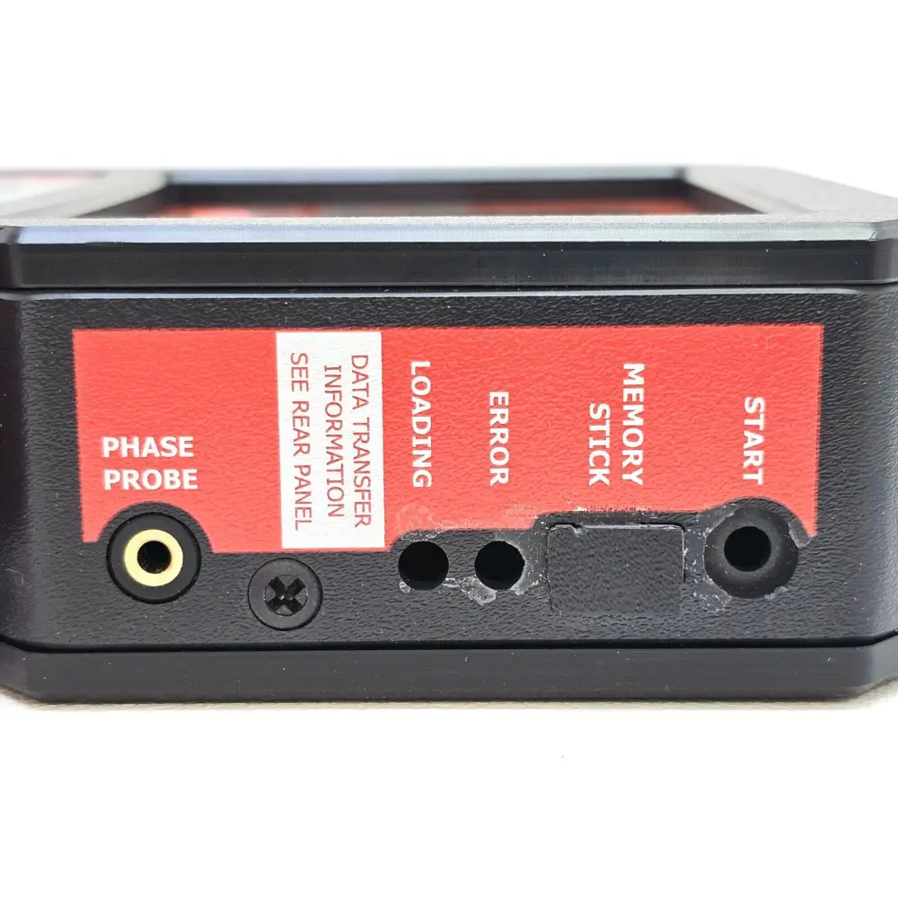 Sinergy e-TRacKER Mk2 flexeclamp CT connected to cable for current measurement