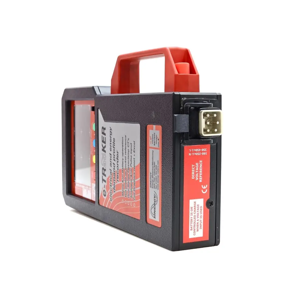 Sinergy e-TRacKER Mk2 USB port for data download via memory stick