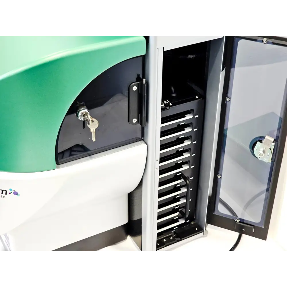 Solentim Cell Metric CLD High Contrast Imager w/10 Plate Heated Stacker MFG 2021