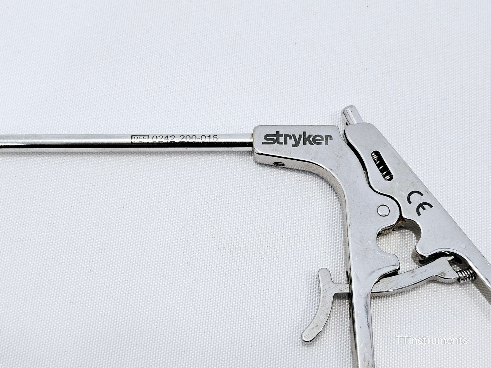 Stryker 0242-200-016 suture cutter label and part number detail