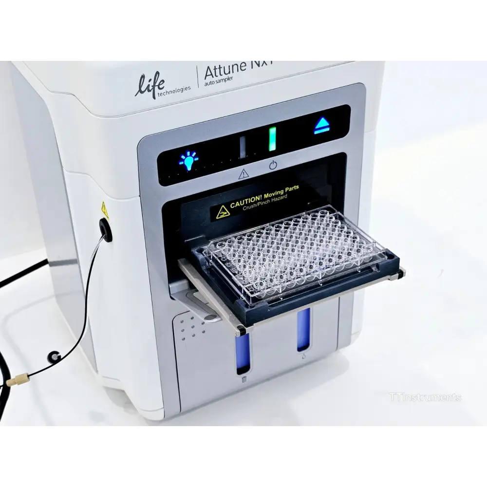 Close-up of Attune NxT red 637 nm laser channel filter set