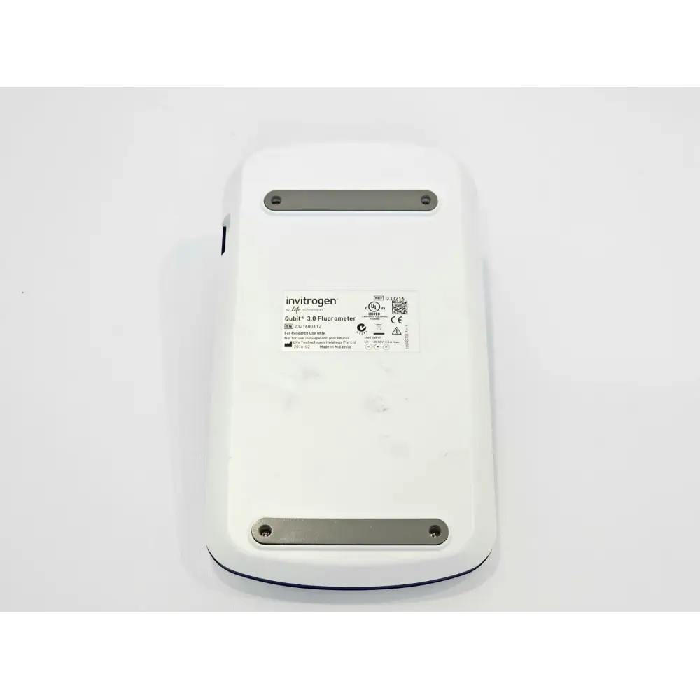 Thermo Fisher Qubit 3.0 Fluorometer left side view showing instrument housing