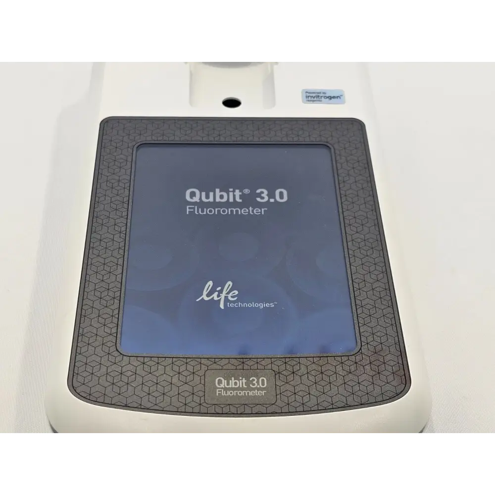 Invitrogen Q33216 Qubit 3.0 Fluorometer base and underside label detail