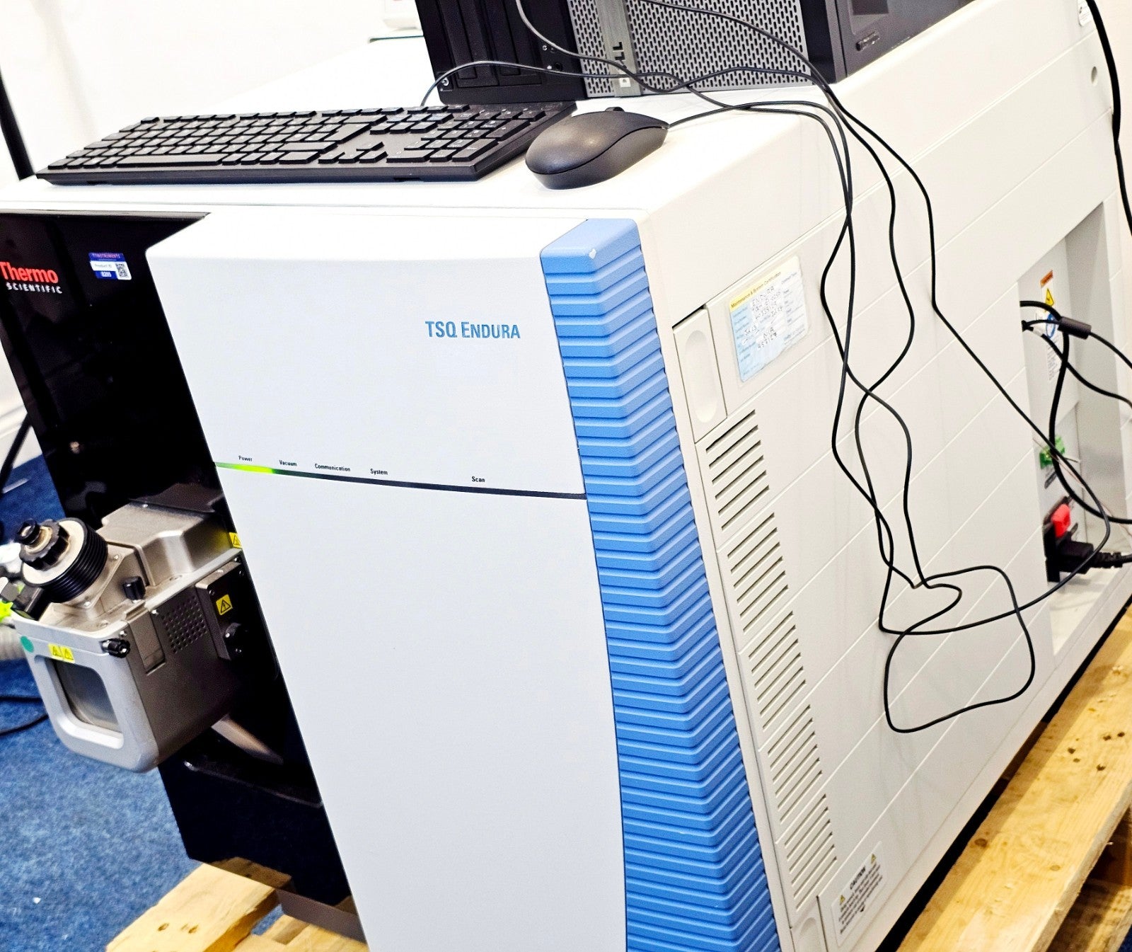 Thermo Scientific TSQ Endura Mass Spectrometer 2013 with PC and Software + HPLC