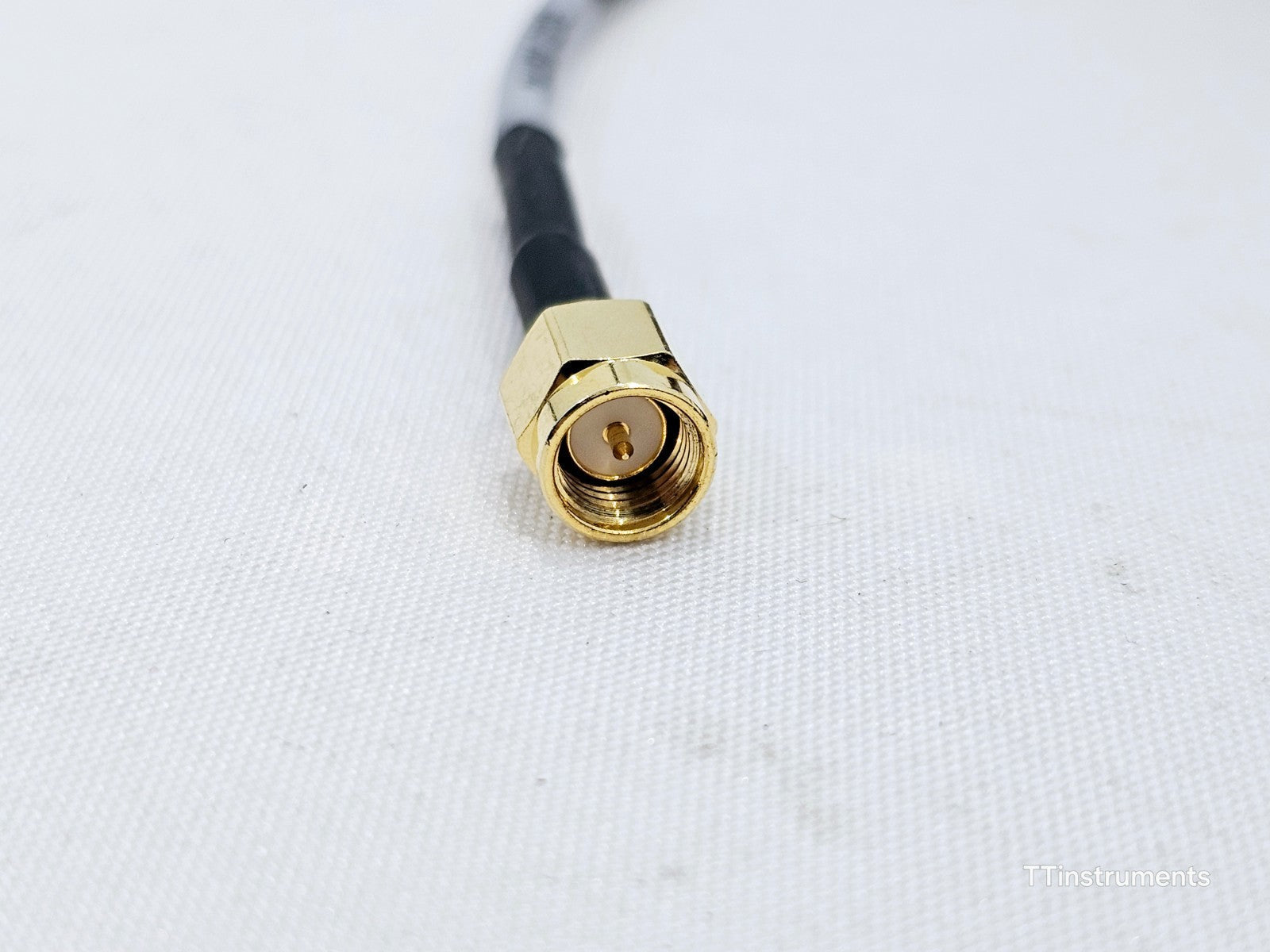 Viavi G700050358 Magnet Mount RF Omni Antenna, Type N(m) Plug, 694 to 6000 MHz