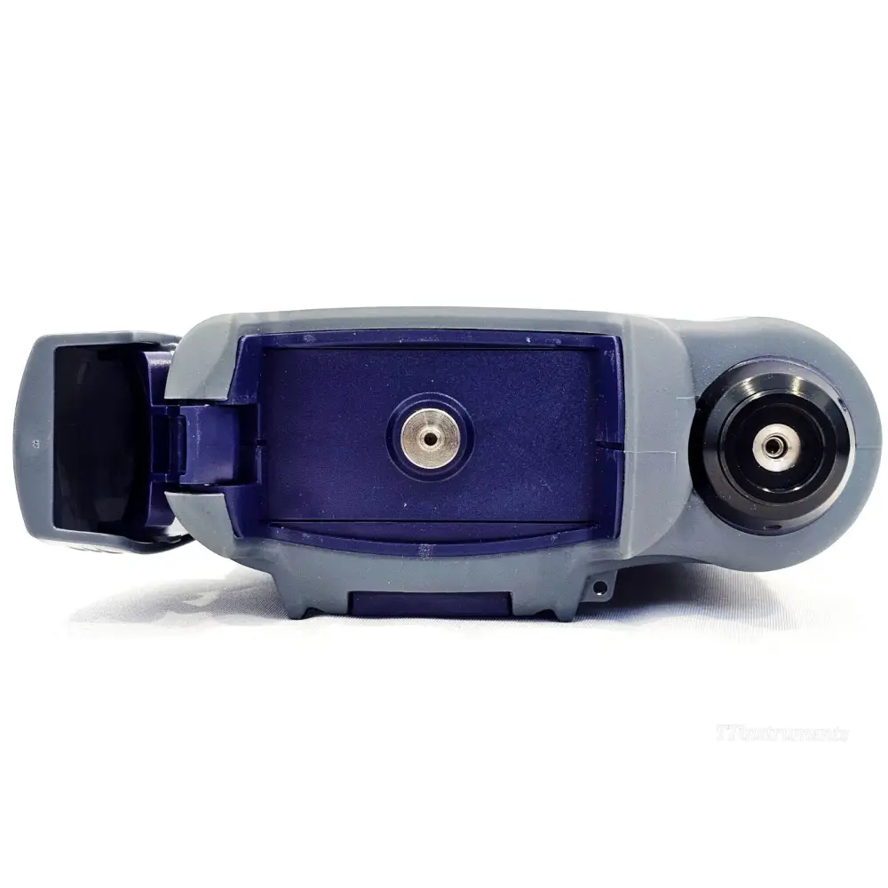 P5000i probe with LC bulkhead tip fitted