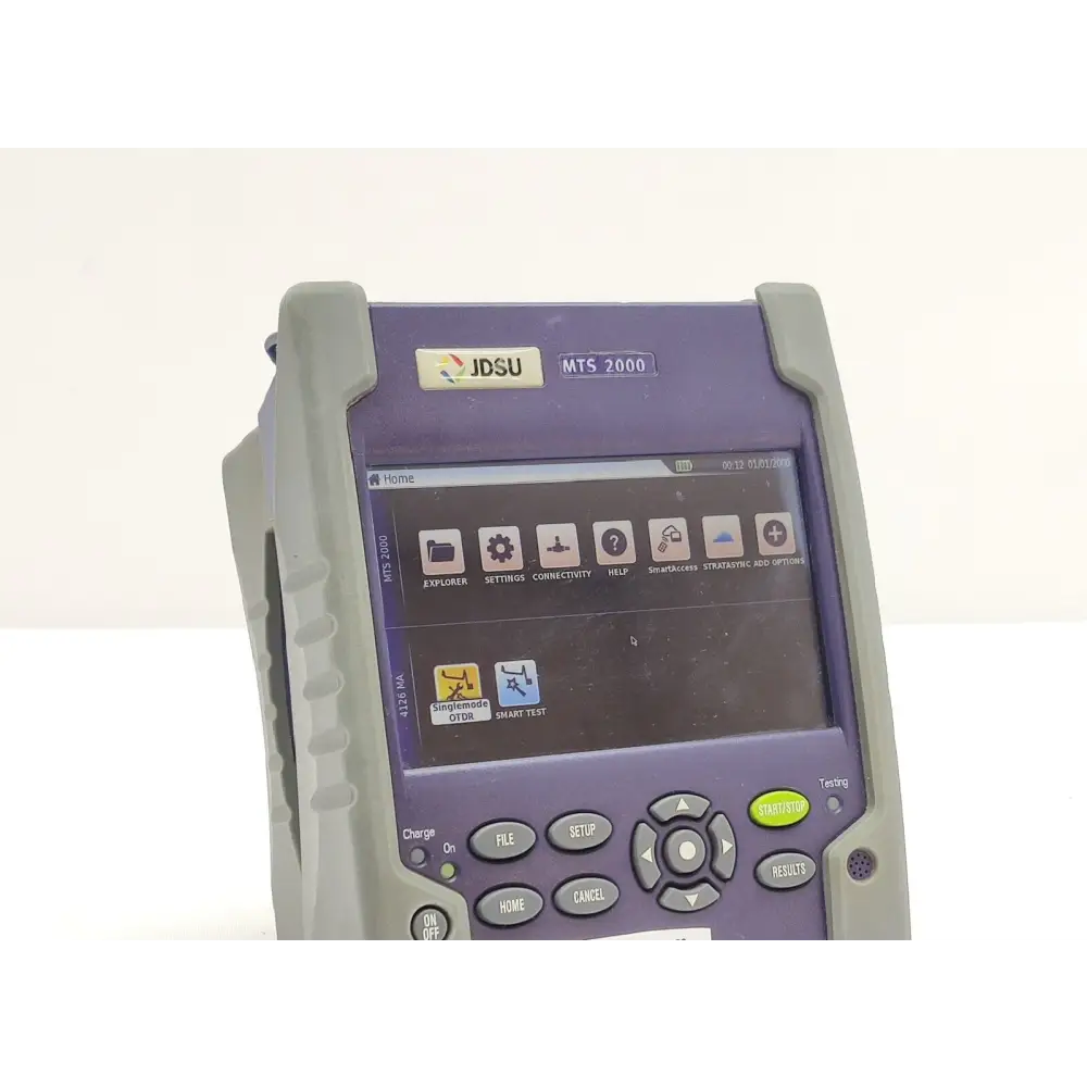 JDSU 4126 MA SM OTDR module installed in MTS 2000 mainframe, close-up