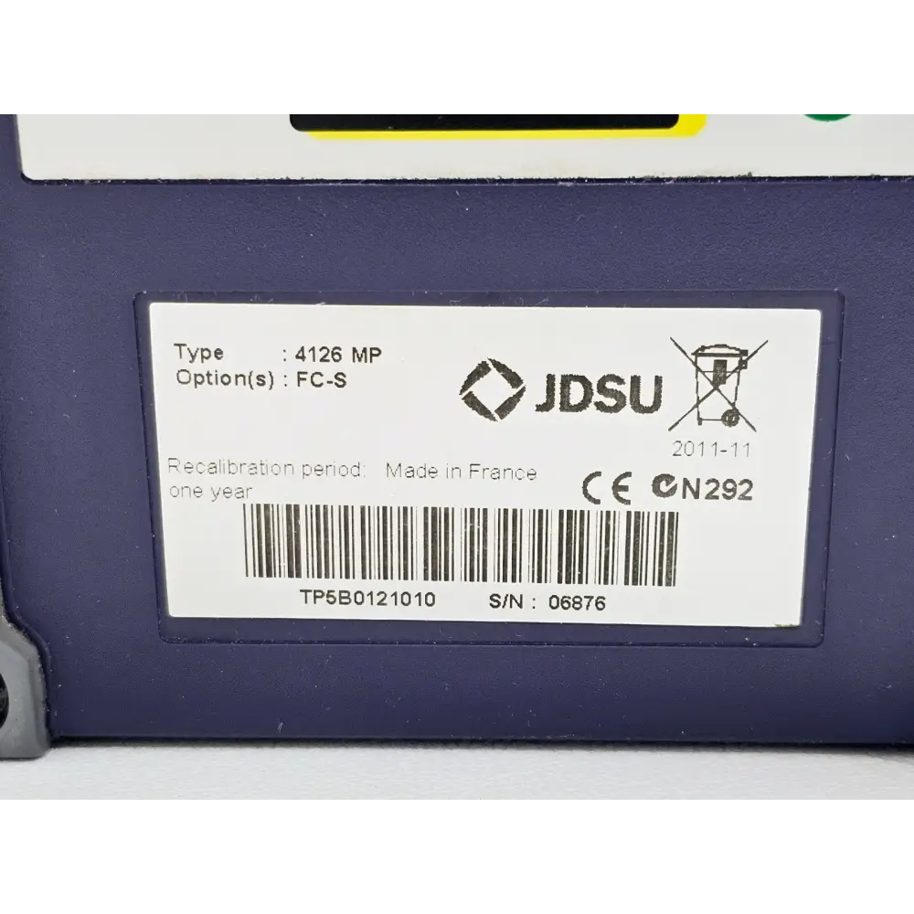 Viavi MTS 4000 OTDR trace displayed on touchscreen during fibre test