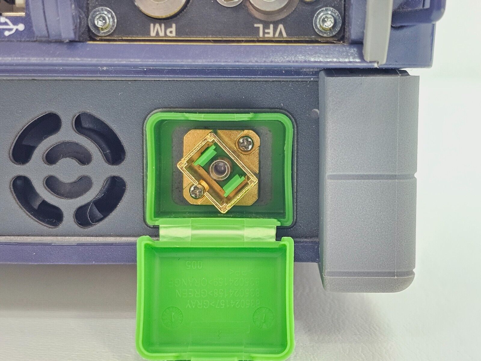 Viavi JDSU MTS/T-BERD 2000 with PM / VFL & 4126 MA2 SM OTDR Module 1310/1550 nm