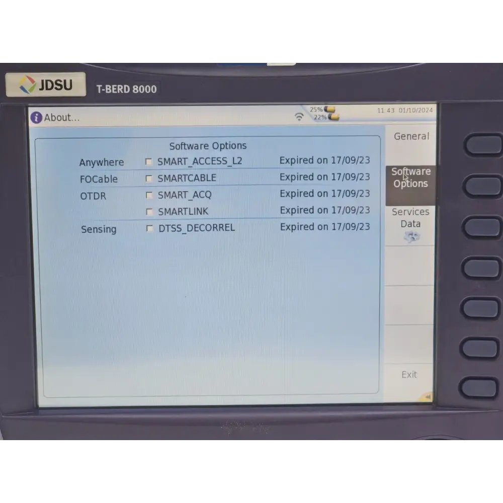Viavi T-BERD 8000E V2 with C8200 carrier showing optical port connections