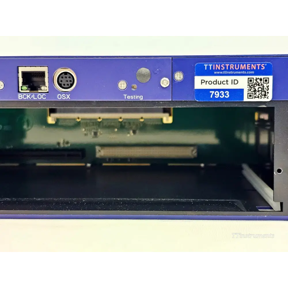 Full sale contents for Viavi OTU 8000E v2 with OTAU 1x8 switch and accessories