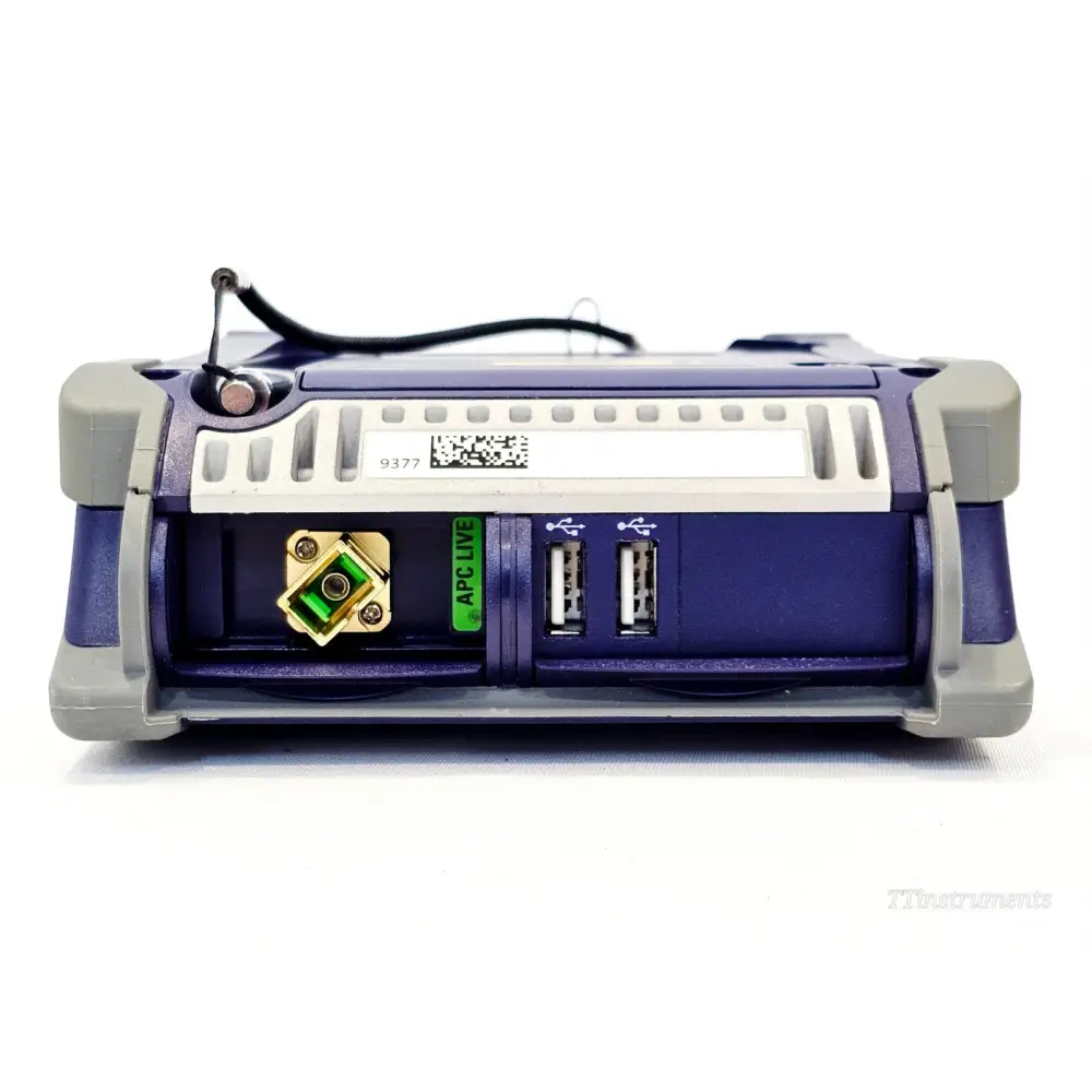 VIAVI SmartOTDR E118FA65 top panel showing APC LIVE SC/APC optical port, dual USB ports and serial number 9377