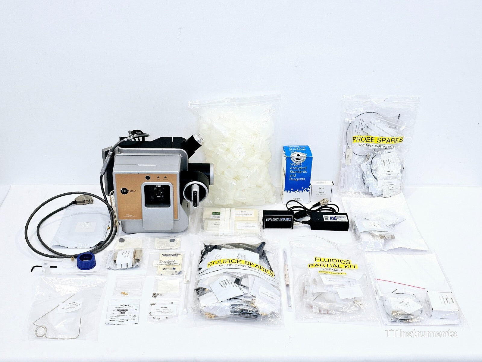 Waters Xevo TQ-S 186005453 Mass Spectrometer 2013 + Pumps + IonKey Source + More