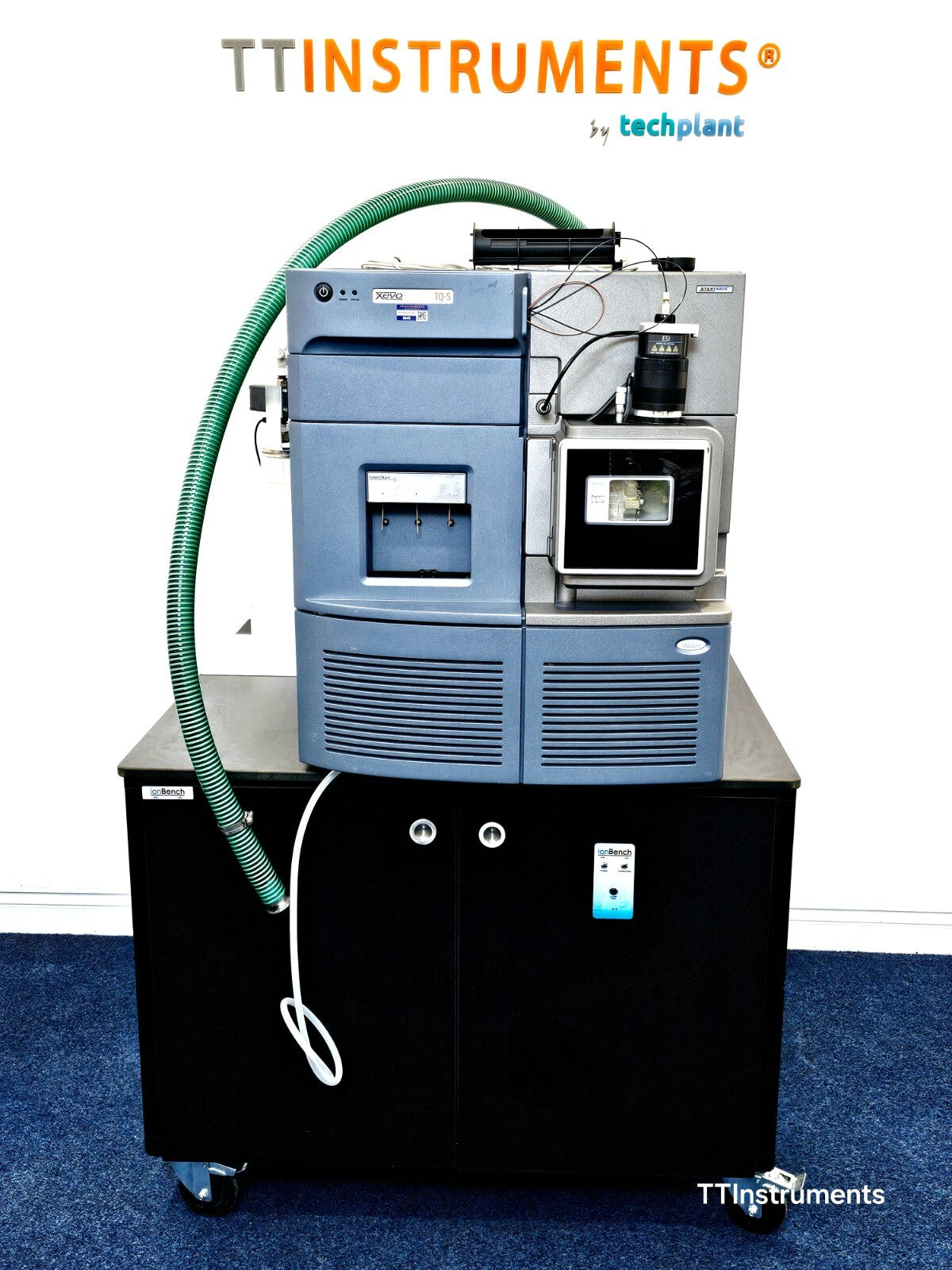 Waters Xevo TQ-S 186005453 Mass Spectrometer 2013 + Pumps + IonKey Source + More